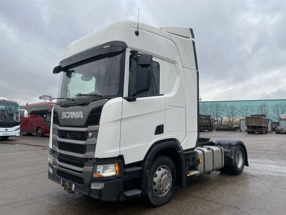 SCANIA R400. год 2019